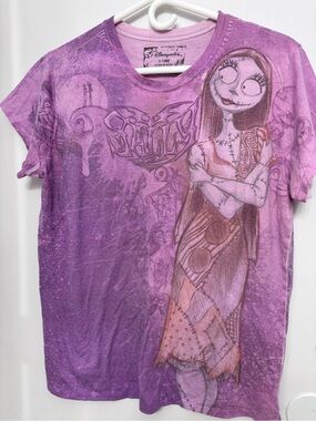 Disney Nightmare Before XL Purple Pink Sally Graphic in Gray Short Sleeve 44x25